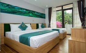 Emerald Hotel Cát Bà